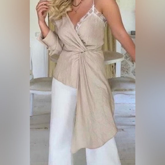 Zara Pants - Zara Tan Crinkle Stretch Asymmetrical Lace Top Blouse Blogger Favorite